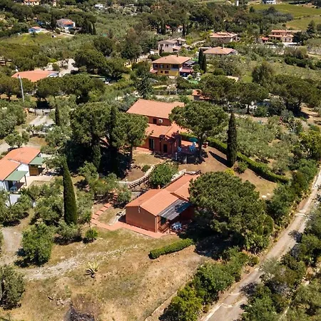 Casa Rossa * Lacona