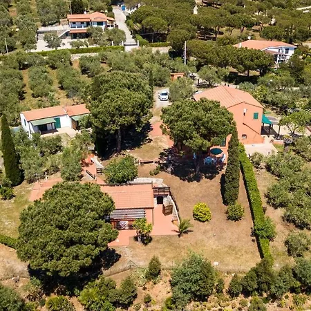 Casa Rossa Apartment