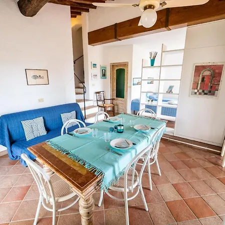 Casa Rossa *