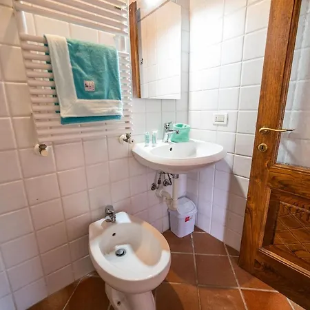 Casa Rossa Apartment